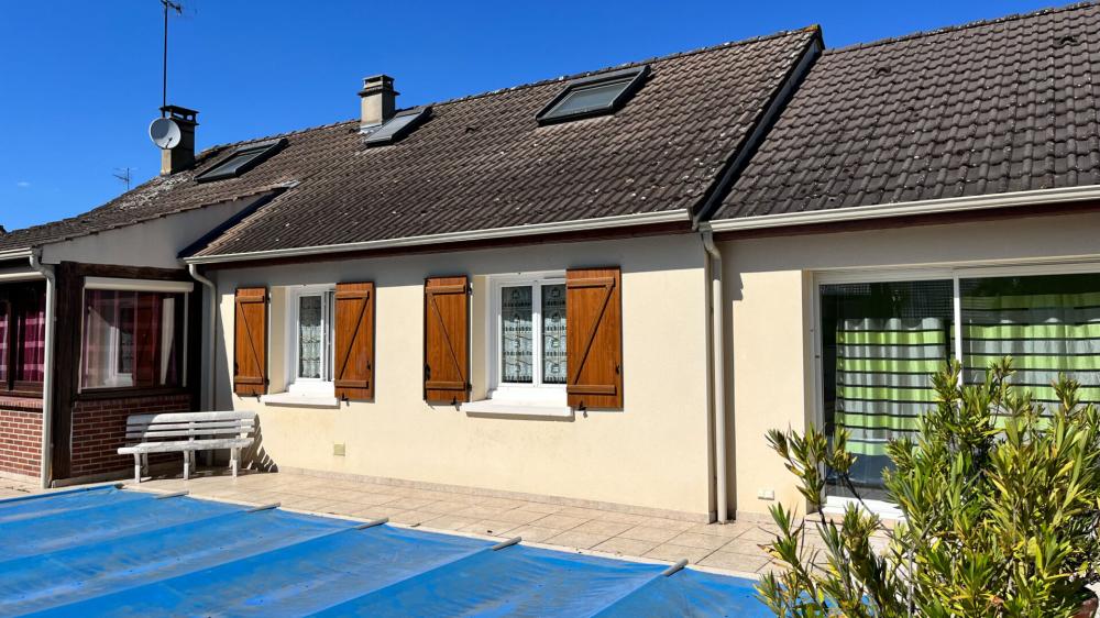 Maison de 141 m² - 
89470 MONETEAU
