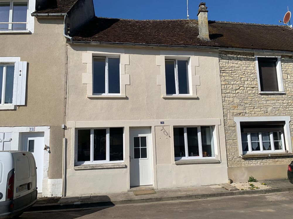 Maison de 88 m² - 
89270 BESSY SUR CURE
