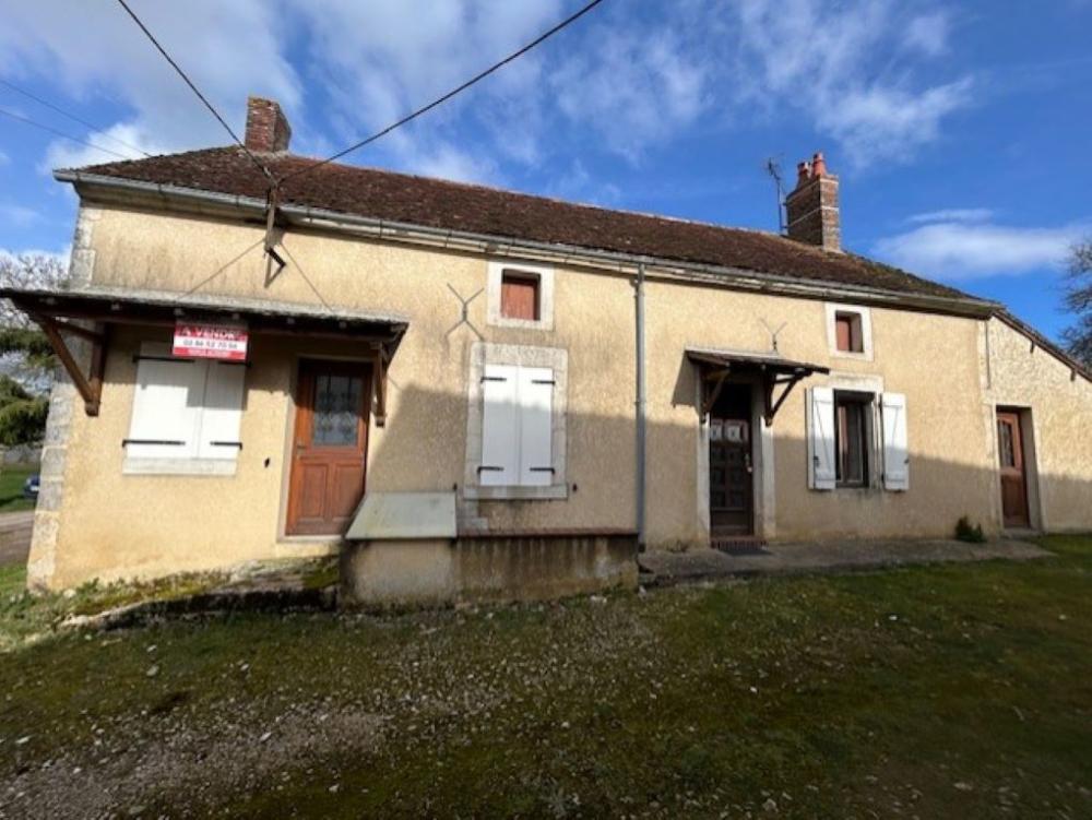 Maison de 90 m² - 
89520 SAINT SAUVEUR EN PUISAYE
