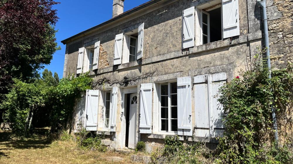 Maison de 140 m² - 
89480 ETAIS LA SAUVIN
