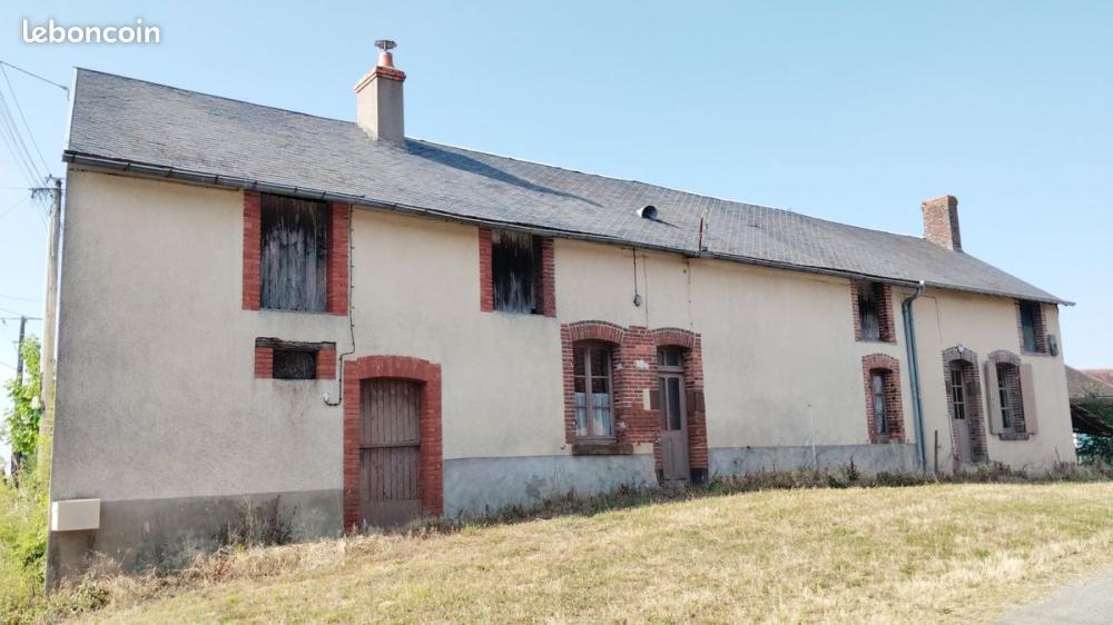 Maison de 110 m² - 
18260 SUBLIGNY
