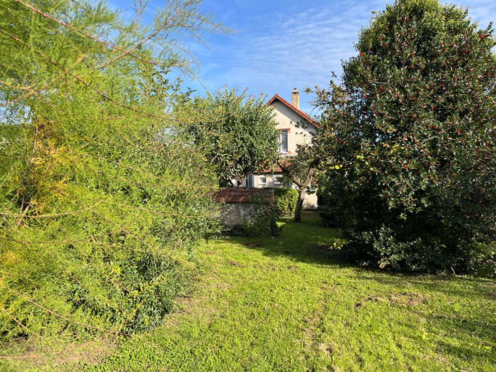 https-media-immo-facile-com-office2-pagesimmoweb-127797-catalog-images-pr-p-5-8-8-6-7-5-8-0-58867580m-jpg-datemaj-04-10-2025-17-23-31