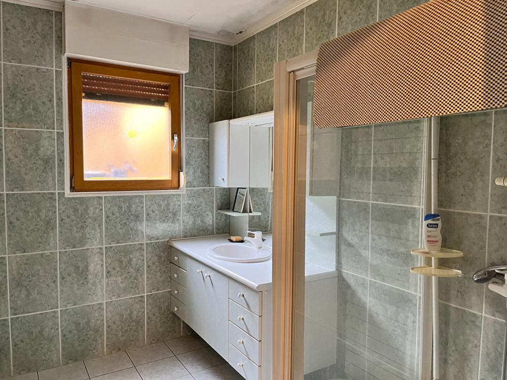 https-media-immo-facile-com-office2-pagesimmoweb-127797-catalog-images-pr-p-5-8-0-3-5-8-6-0-58035860k-jpg-datemaj-18-03-2025-15-33-01