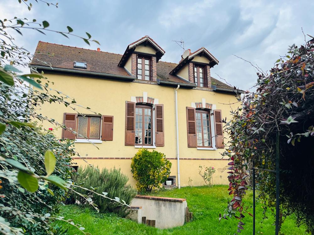 Maison de 137 m² - 
89380 APPOIGNY
