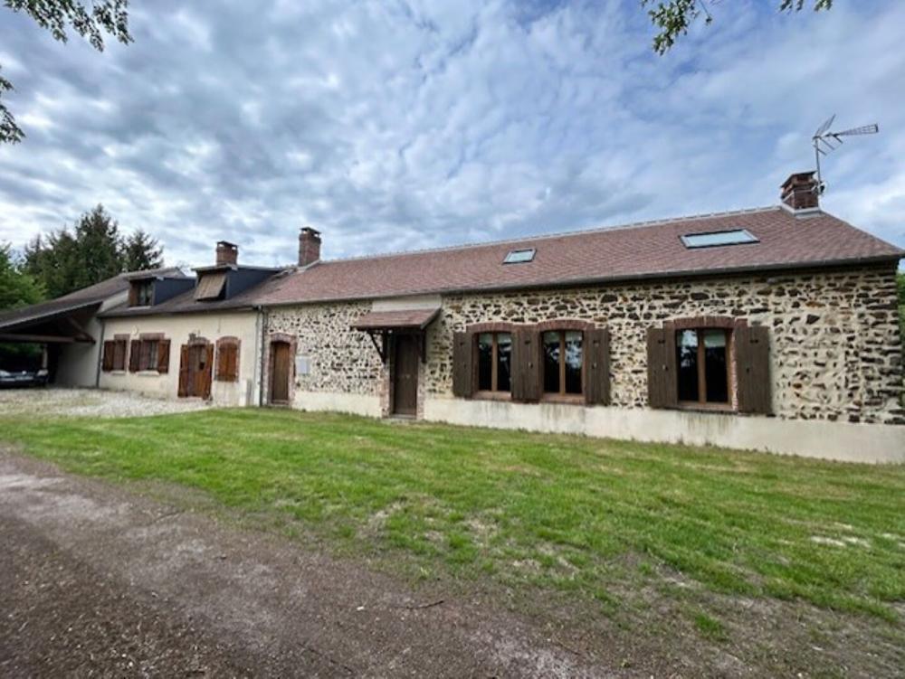 Maison de 200 m² - 
89520 TREIGNY PERREUSE SAINTE COLOMBE
