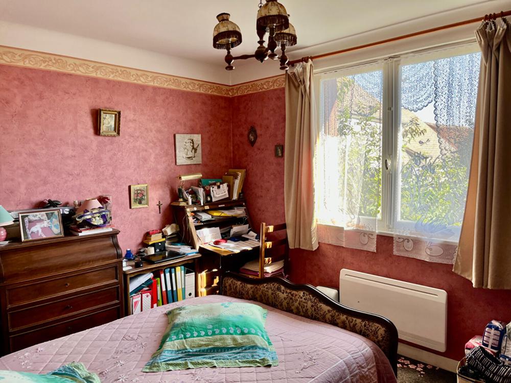 https-media-immo-facile-com-office2-pagesimmoweb-127797-catalog-images-pr-p-1-6-4-8-1-3-9-8-16481398g-jpg-datemaj-18-03-2025-13-53-12