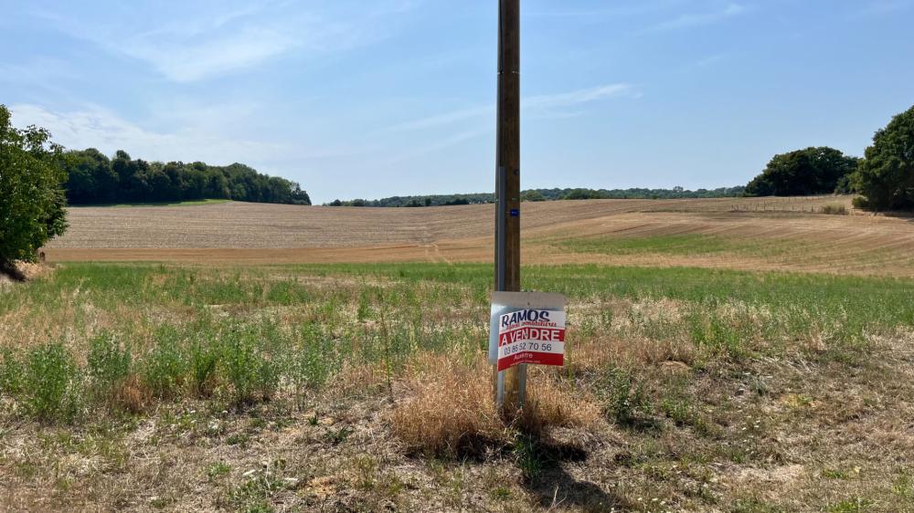 https-media-immo-facile-com-office2-pagesimmoweb-127797-catalog-images-pr-p-5-7-1-4-5-1-6-5-57145165b-jpg-datemaj-14-08-2025-15-51-08