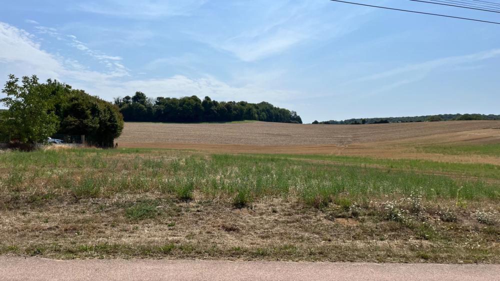 https-media-immo-facile-com-office2-pagesimmoweb-127797-catalog-images-pr-p-5-7-1-4-5-1-6-5-57145165d-jpg-datemaj-14-08-2025-15-51-08