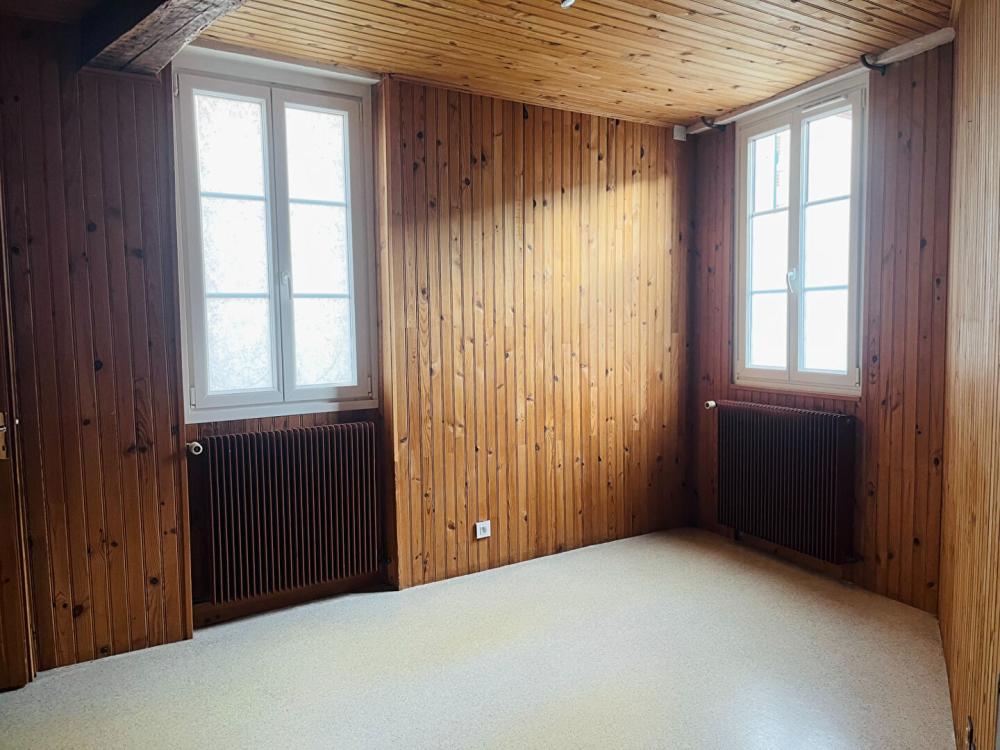 https-media-immo-facile-com-office2-pagesimmoweb-127797-catalog-images-pr-p-5-9-5-7-3-6-1-5-59573615e-jpg-datemaj-24-11-2025-18-57-42