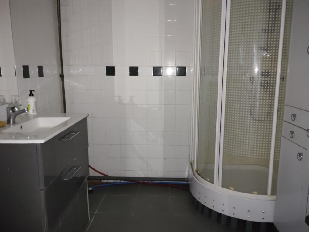 https-media-immo-facile-com-office2-pagesimmoweb-127797-catalog-images-pr-p-5-9-6-0-8-2-9-4-59608294d-jpg-datemaj-27-11-2025-16-14-34