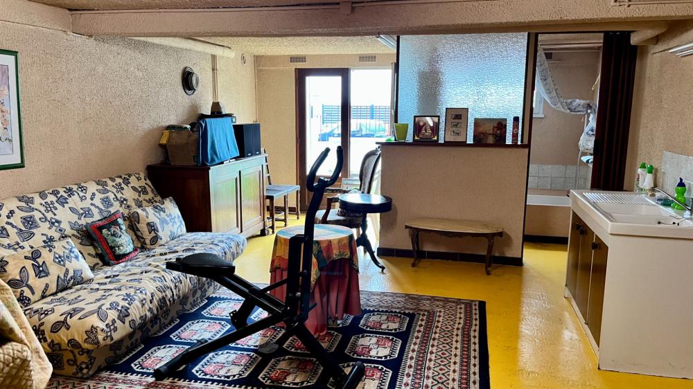 https-media-immo-facile-com-office2-pagesimmoweb-127797-catalog-images-pr-p-5-9-5-0-2-6-9-6-59502696k-jpg-datemaj-15-12-2025-17-15-42