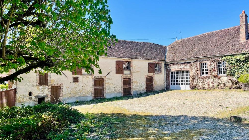 https-media-immo-facile-com-office2-pagesimmoweb-127797-catalog-images-pr-p-5-8-3-2-5-5-8-6-58325586c-jpg-datemaj-27-05-2025-06-12-54