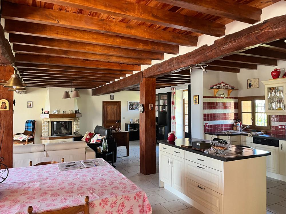 https-media-immo-facile-com-office2-pagesimmoweb-127797-catalog-images-pr-p-5-6-3-3-6-3-6-2-56336362h-jpg-datemaj-20-03-2025-04-49-11