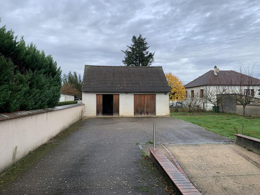 https-media-immo-facile-com-office2-pagesimmoweb-127797-catalog-images-pr-p-5-9-5-0-9-8-3-8-59509838m-jpg-datemaj-20-12-2025-15-28-27