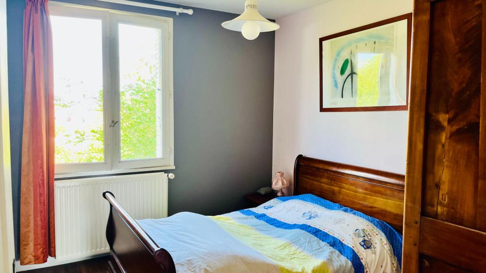 https-media-immo-facile-com-office2-pagesimmoweb-127797-catalog-images-pr-p-5-8-8-4-7-5-8-1-58847581l-jpg-datemaj-16-07-2025-11-42-55