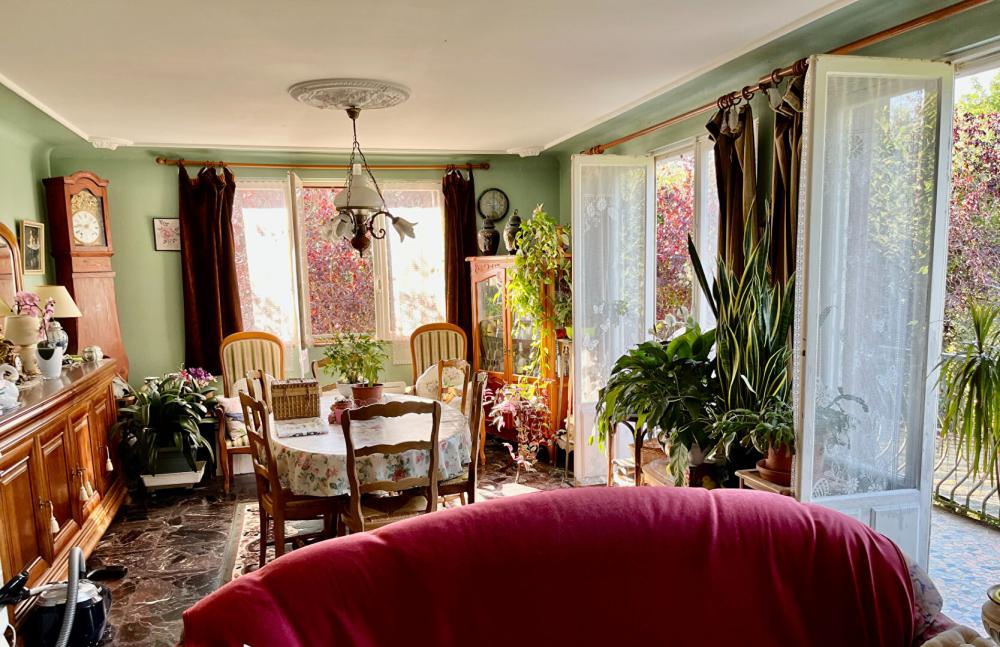 https-media-immo-facile-com-office2-pagesimmoweb-127797-catalog-images-pr-p-1-6-4-8-1-3-9-8-16481398c-jpg-datemaj-18-03-2025-13-53-10