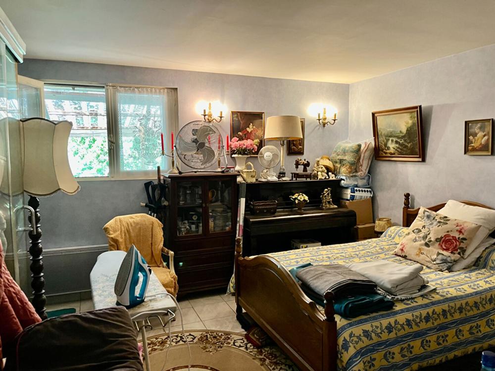 https-media-immo-facile-com-office2-pagesimmoweb-127797-catalog-images-pr-p-1-6-4-8-1-3-9-8-16481398h-jpg-datemaj-18-03-2025-13-53-13