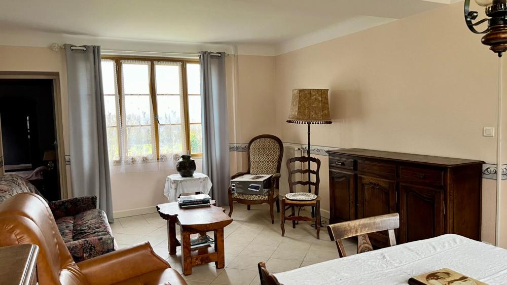 https-media-immo-facile-com-office2-pagesimmoweb-127797-catalog-images-pr-p-5-9-9-5-2-8-5-1-59952851l-jpg-datemaj-03-02-2026-18-46-54