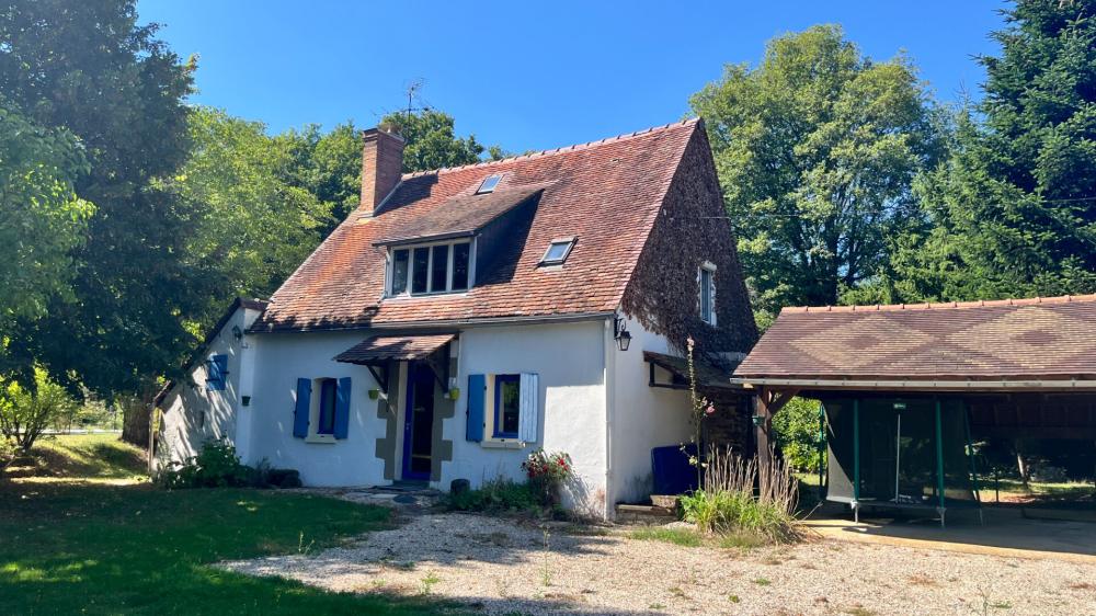 
Maison ancienne proche lac
