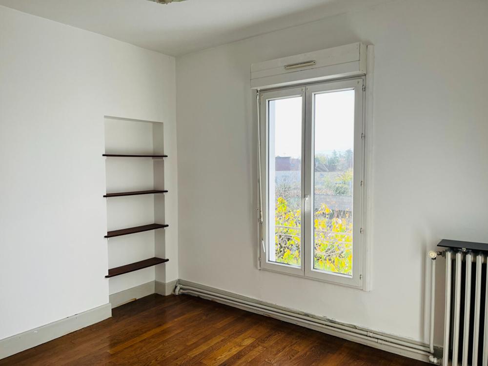 https-media-immo-facile-com-office2-pagesimmoweb-127797-catalog-images-pr-p-5-9-4-4-9-6-1-4-59449614f-jpg-datemaj-12-11-2025-12-13-28