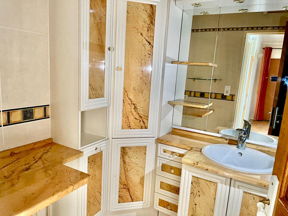 https-media-immo-facile-com-office2-pagesimmoweb-127797-catalog-images-pr-p-5-6-4-1-5-7-2-1-56415721e-jpg-datemaj-18-03-2025-15-38-33