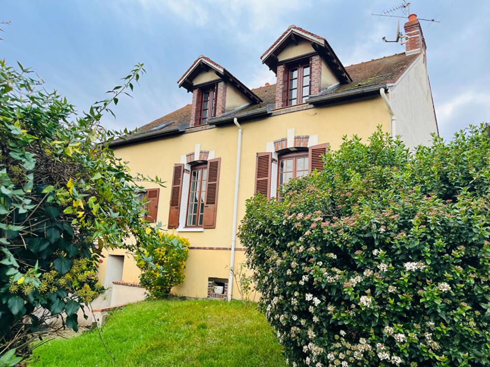 https-media-immo-facile-com-office2-pagesimmoweb-127797-catalog-images-pr-p-5-9-5-0-2-8-1-8-59502818h-jpg-datemaj-21-11-2025-18-36-41