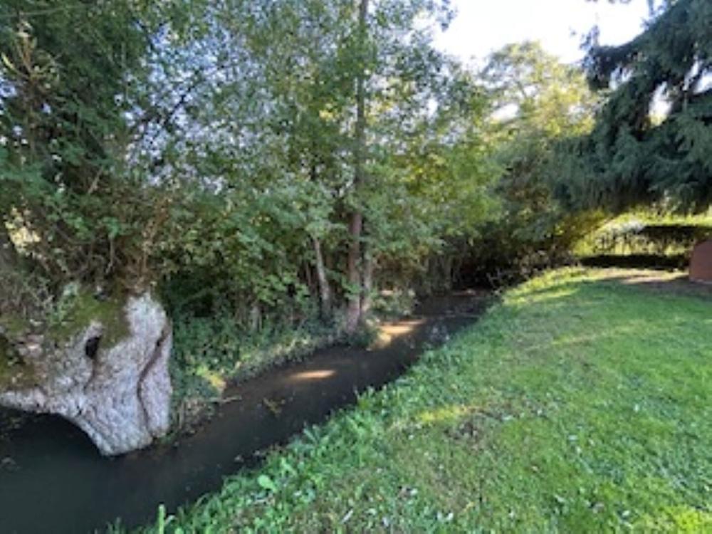 https-media-immo-facile-com-office2-pagesimmoweb-127797-catalog-images-pr-p-5-9-2-8-5-7-1-8-59285718m-jpg-datemaj-28-10-2025-15-08-36