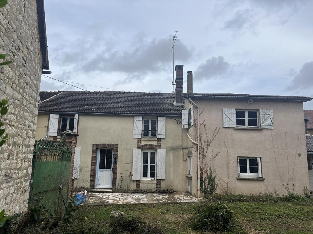 
Maison  3 pièce(s) 87 m2 - Avrolles
