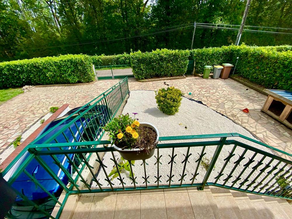 https-media-immo-facile-com-office2-pagesimmoweb-127797-catalog-images-pr-p-6-0-0-3-5-4-2-9-60035429c-jpg-datemaj-20-02-2026-13-40-07