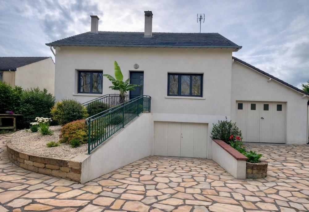 
Maison  5 pièce(s) 87 m2 à St Fargeau
