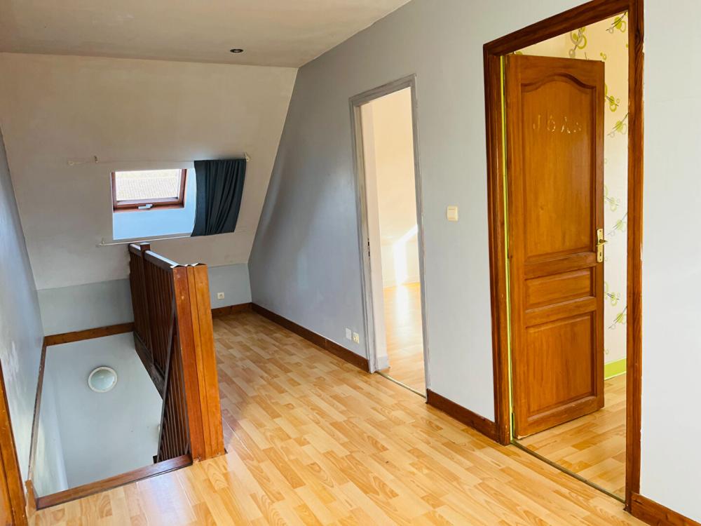 https-media-immo-facile-com-office2-pagesimmoweb-127797-catalog-images-pr-p-5-9-9-7-5-5-4-2-59975542f-jpg-datemaj-04-02-2026-20-24-22