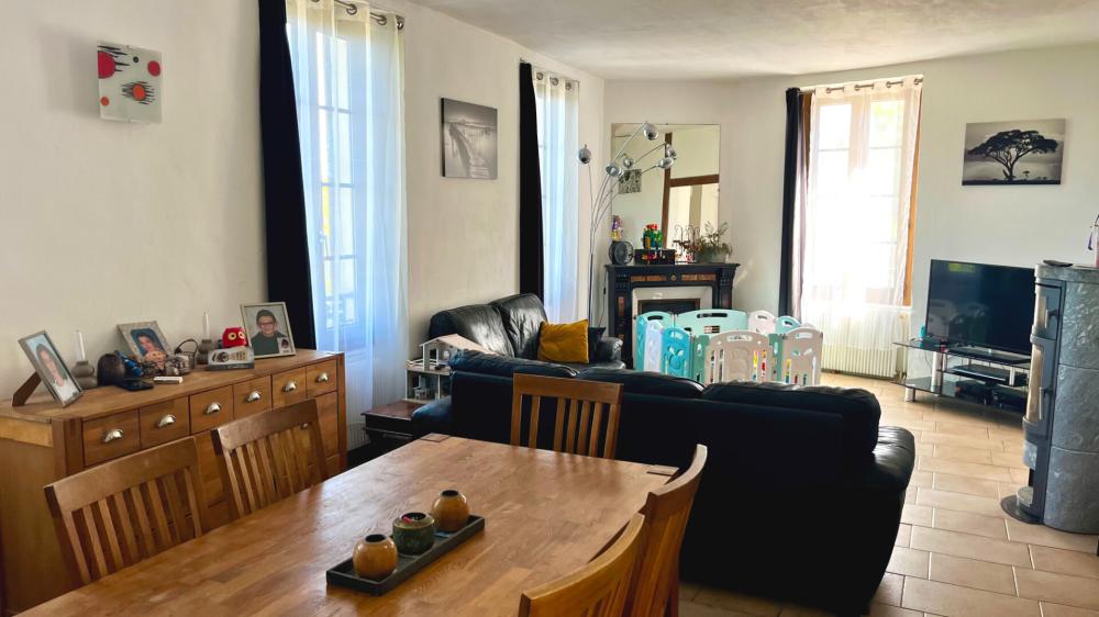 https-media-immo-facile-com-office2-pagesimmoweb-127797-catalog-images-pr-p-6-0-4-9-3-0-8-2-60493082d-jpg-datemaj-23-04-2026-16-53-33