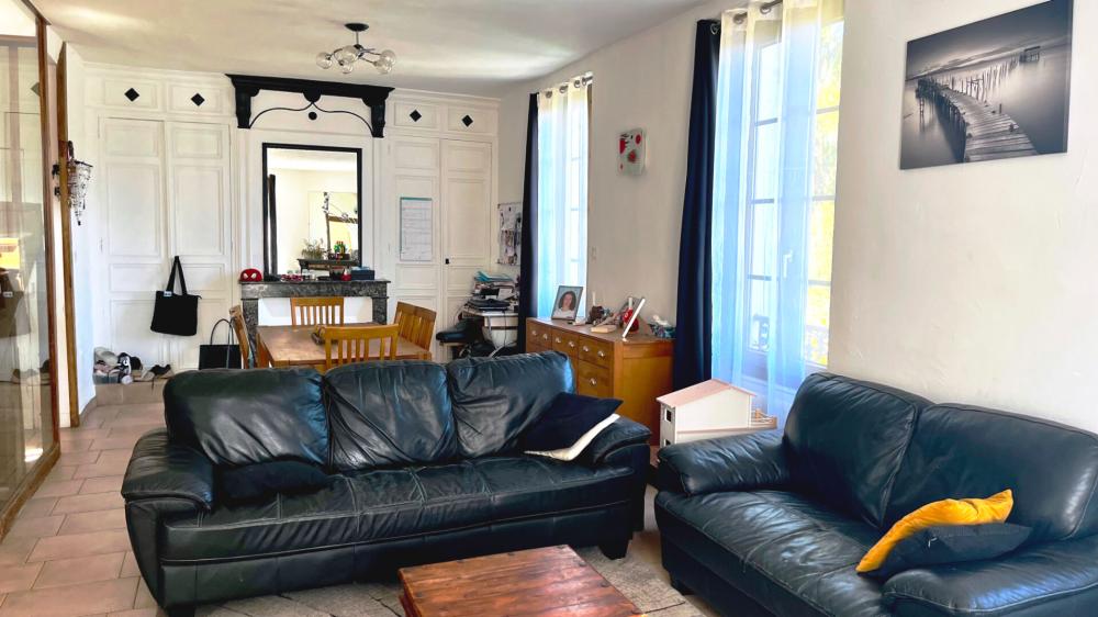 https-media-immo-facile-com-office2-pagesimmoweb-127797-catalog-images-pr-p-6-0-4-9-3-0-8-2-60493082e-jpg-datemaj-23-04-2026-16-53-34