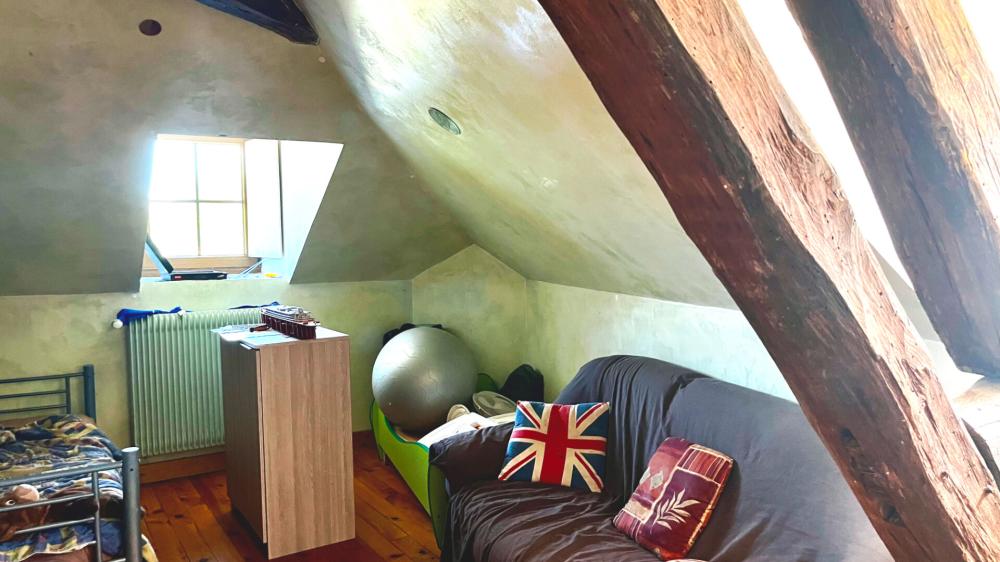 https-media-immo-facile-com-office2-pagesimmoweb-127797-catalog-images-pr-p-6-0-4-9-3-0-8-2-60493082n-jpg-datemaj-23-04-2026-16-53-34