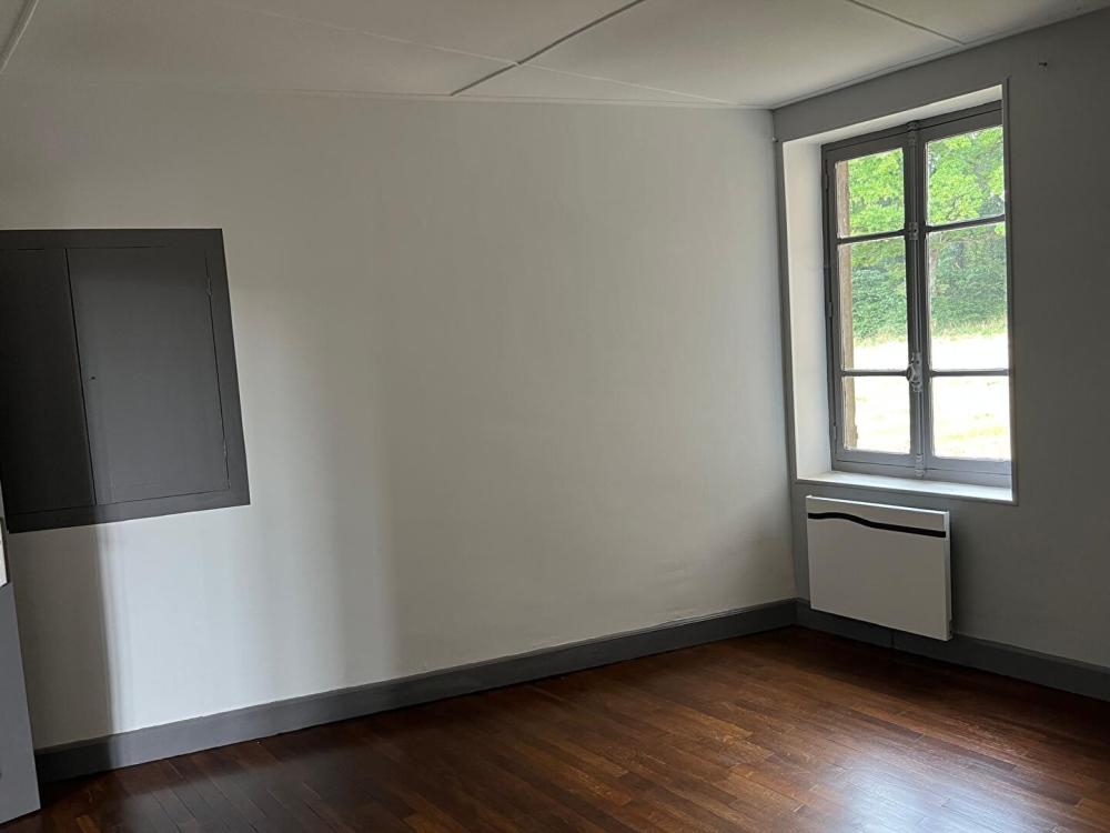 https-media-immo-facile-com-office2-pagesimmoweb-127797-catalog-images-pr-p-5-9-7-5-5-4-9-9-59755499j-jpg-datemaj-30-12-2025-18-21-32