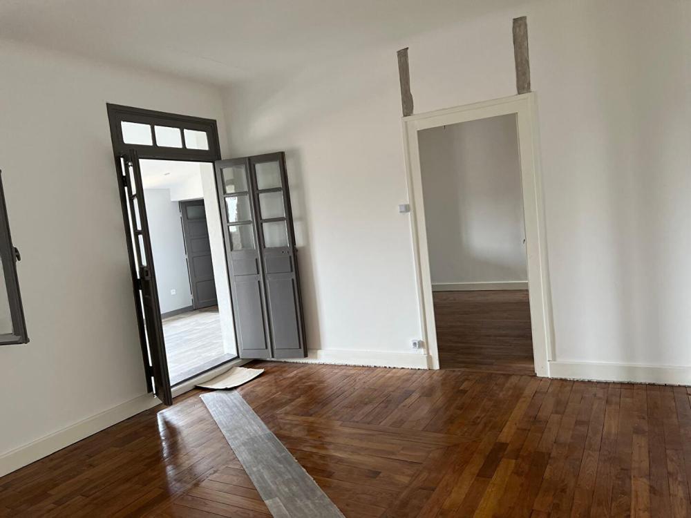 https-media-immo-facile-com-office2-pagesimmoweb-127797-catalog-images-pr-p-5-9-7-5-5-4-9-9-59755499r-jpg-datemaj-30-12-2025-18-21-39