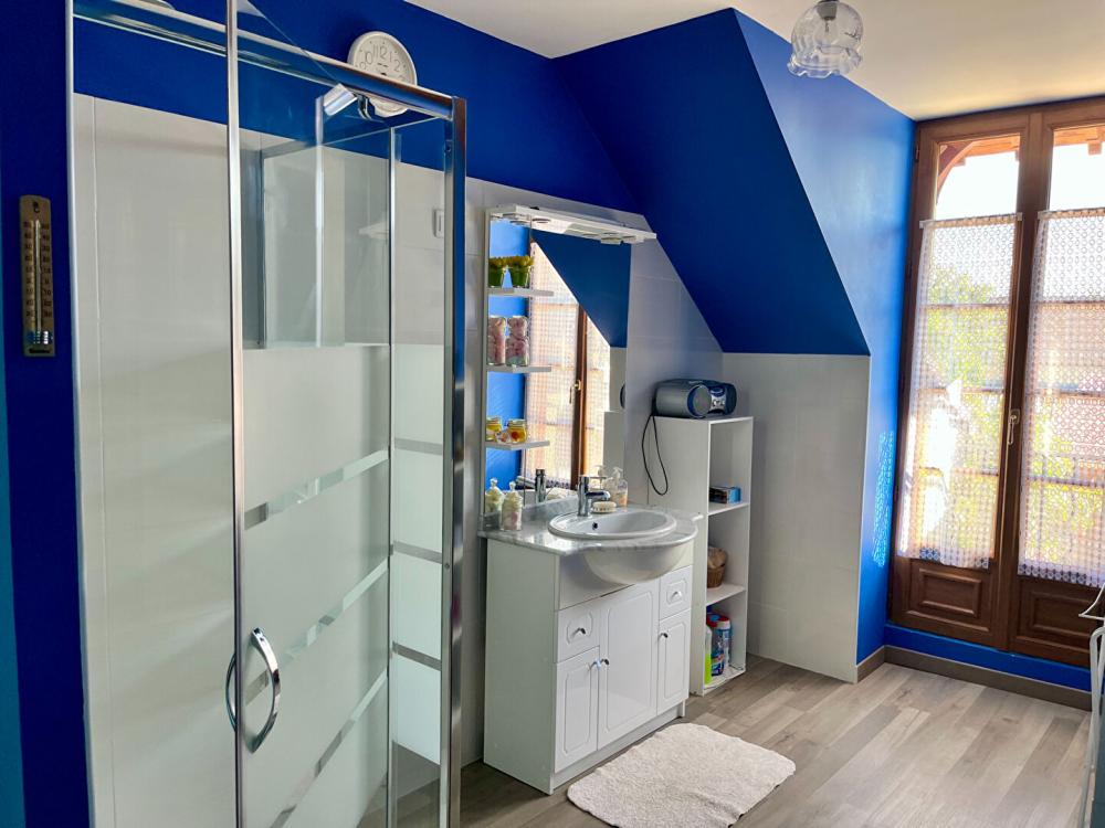 https-media-immo-facile-com-office2-pagesimmoweb-127797-catalog-images-pr-p-5-6-3-3-6-3-6-2-56336362p-jpg-datemaj-20-03-2025-04-49-11