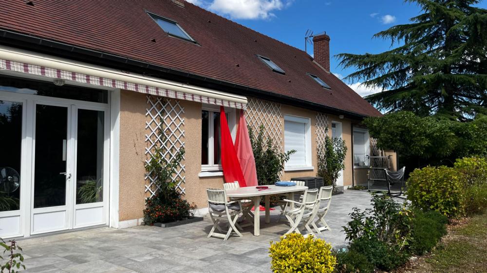 
LONGERE RENOVEE
